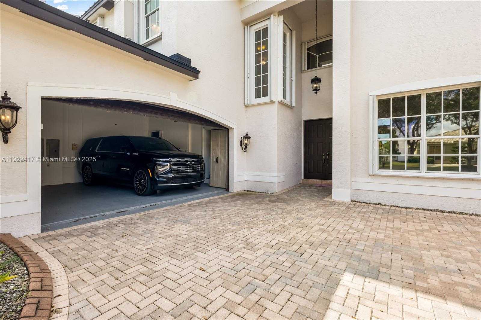 Small Image of 5028 SOUTH WEST 195TH TER, Miramar Number 35