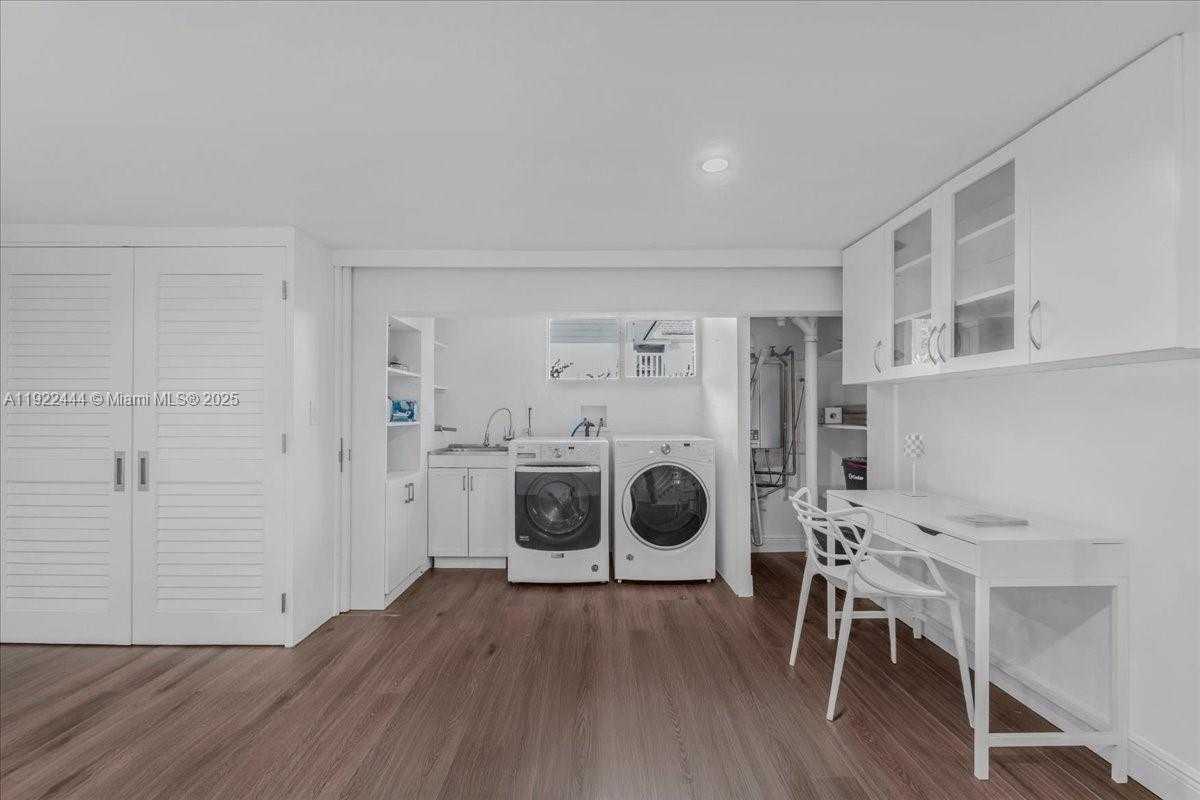 Small Image of 669 SOUTH MASHTA DR, Key Biscayne Number 73