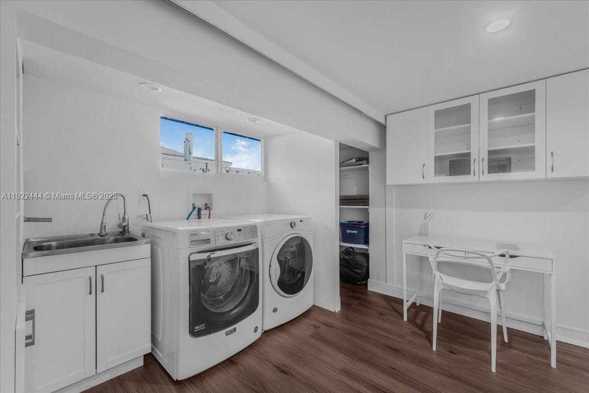 Small Image of 669 SOUTH MASHTA DR, Key Biscayne Number 74