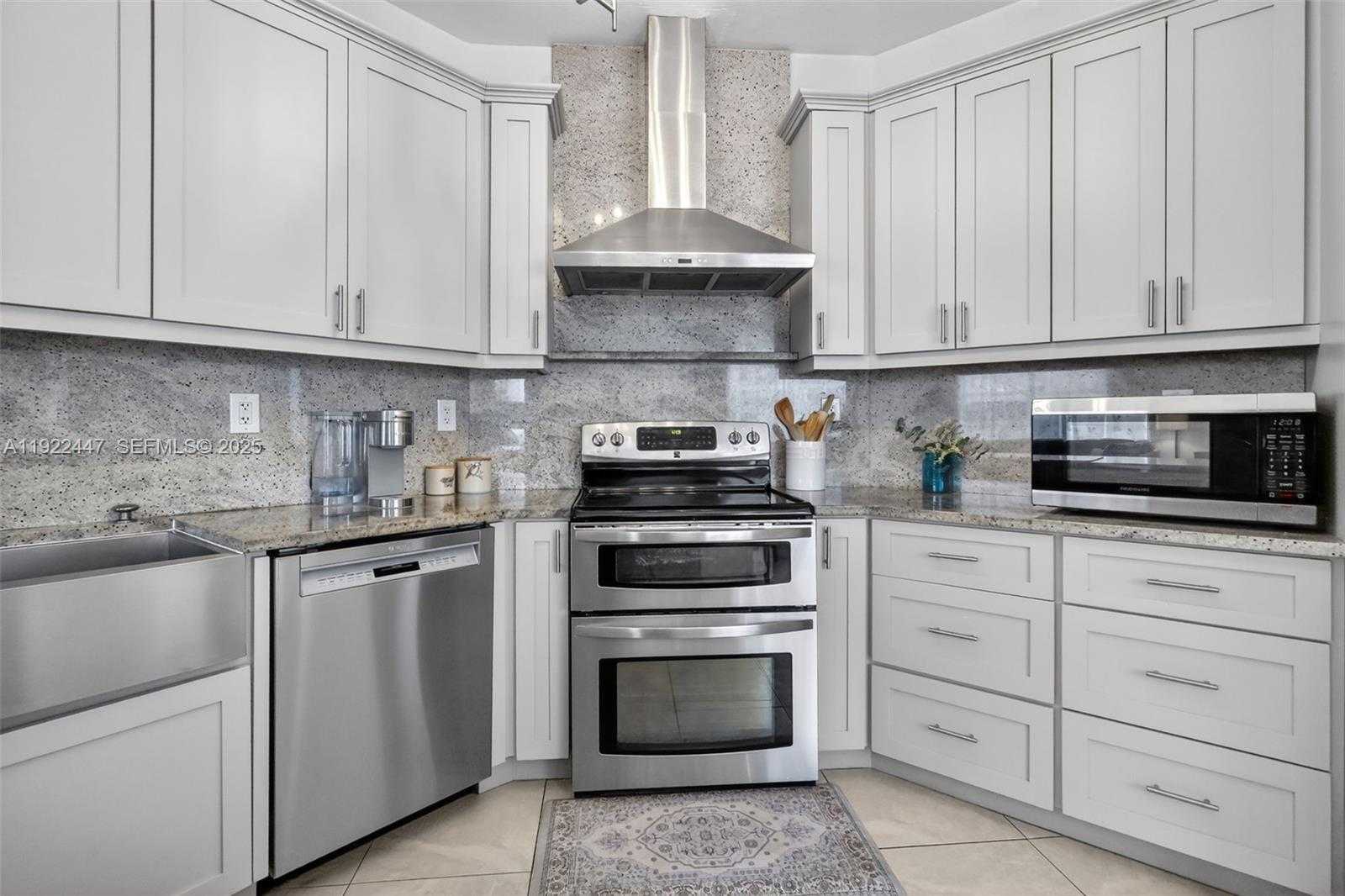 Small Image of 15144 SOUTH WEST 20TH ST, Miami Number 18