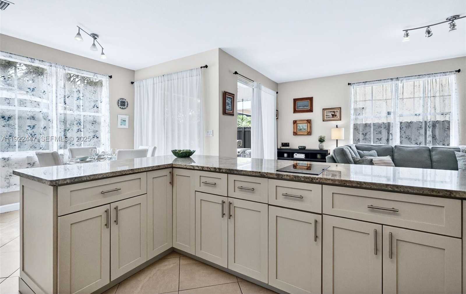 Small Image of 15144 SOUTH WEST 20TH ST, Miami Number 20