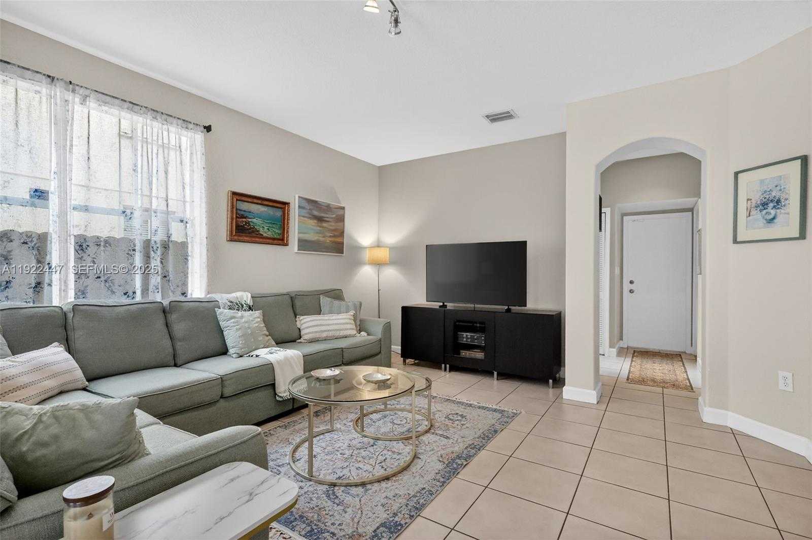 Small Image of 15144 SOUTH WEST 20TH ST, Miami Number 26