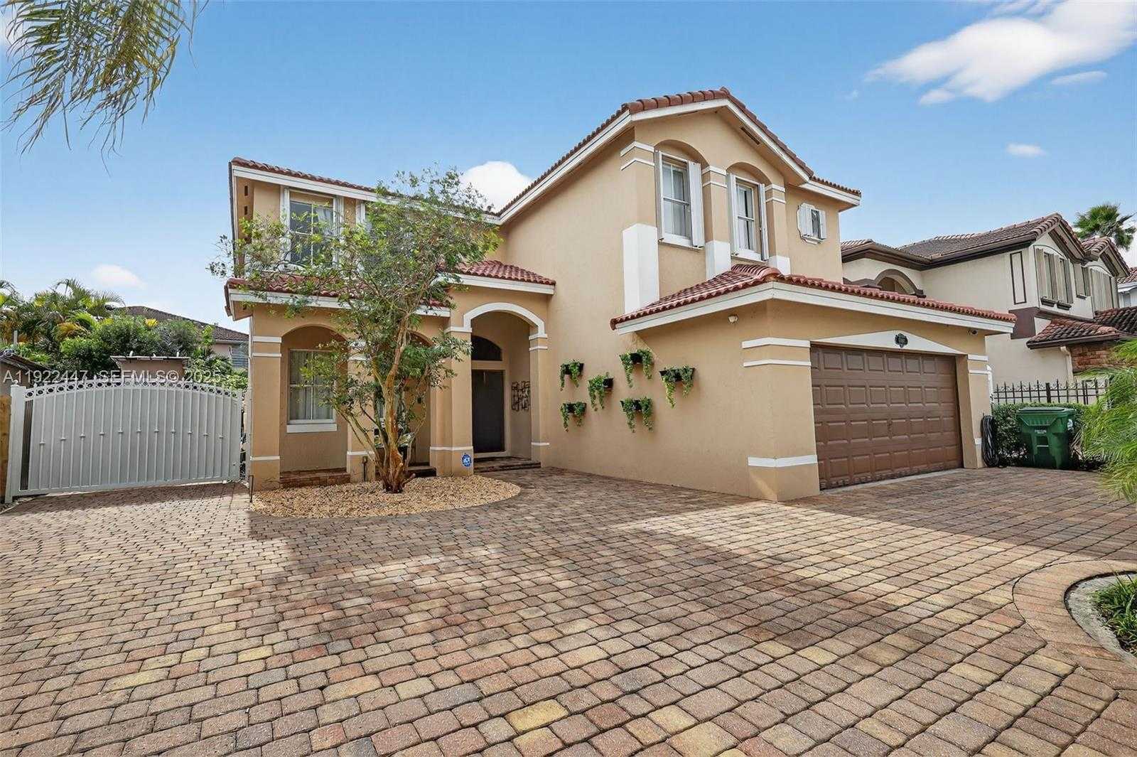 Small Image of 15144 SOUTH WEST 20TH ST, Miami Number 3