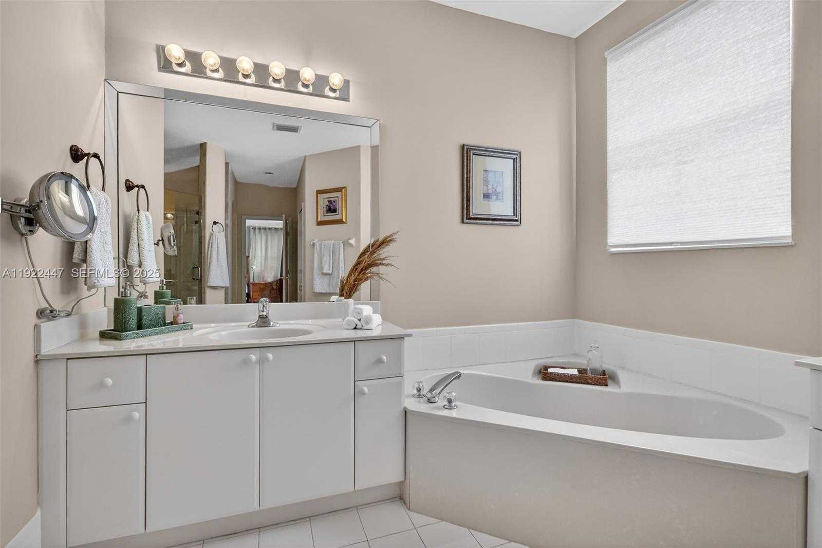 Small Image of 15144 SOUTH WEST 20TH ST, Miami Number 44