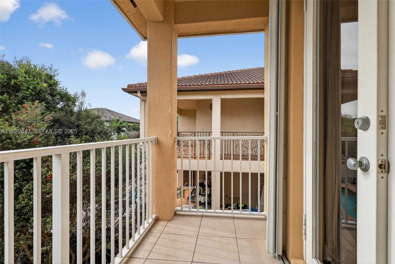 Small Image of 15144 SOUTH WEST 20TH ST, Miami Number 63