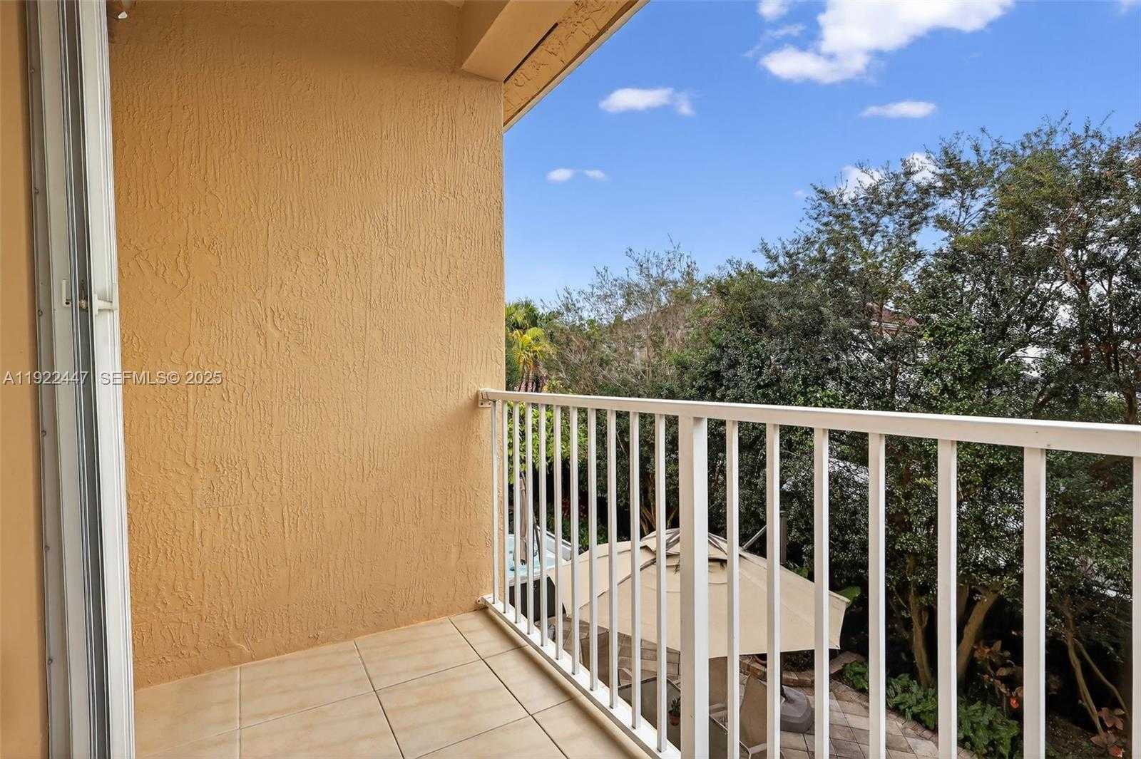 Small Image of 15144 SOUTH WEST 20TH ST, Miami Number 66