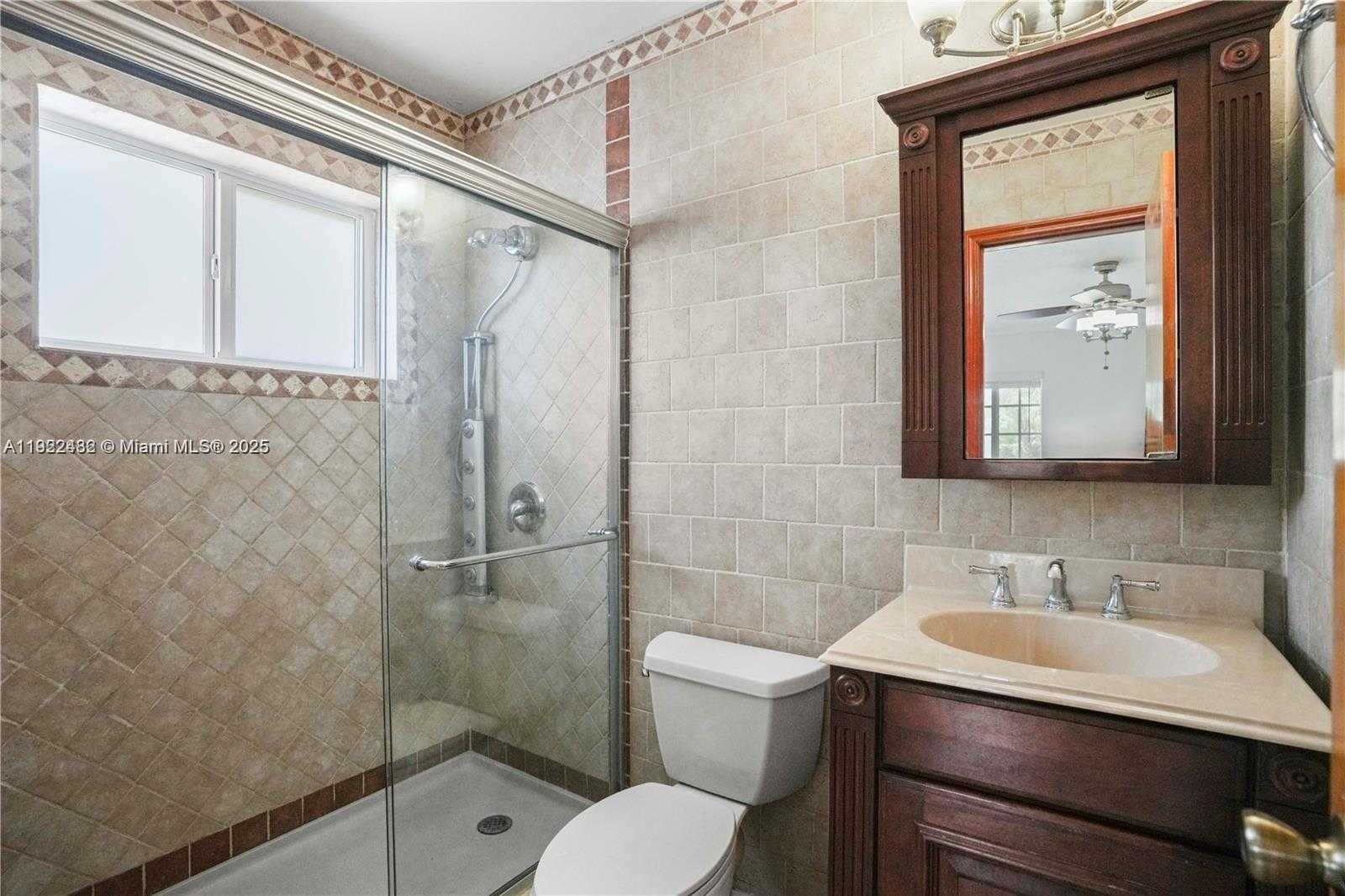 Small Image of 1900 SOUTH WEST 24TH ST, Miami Number 9