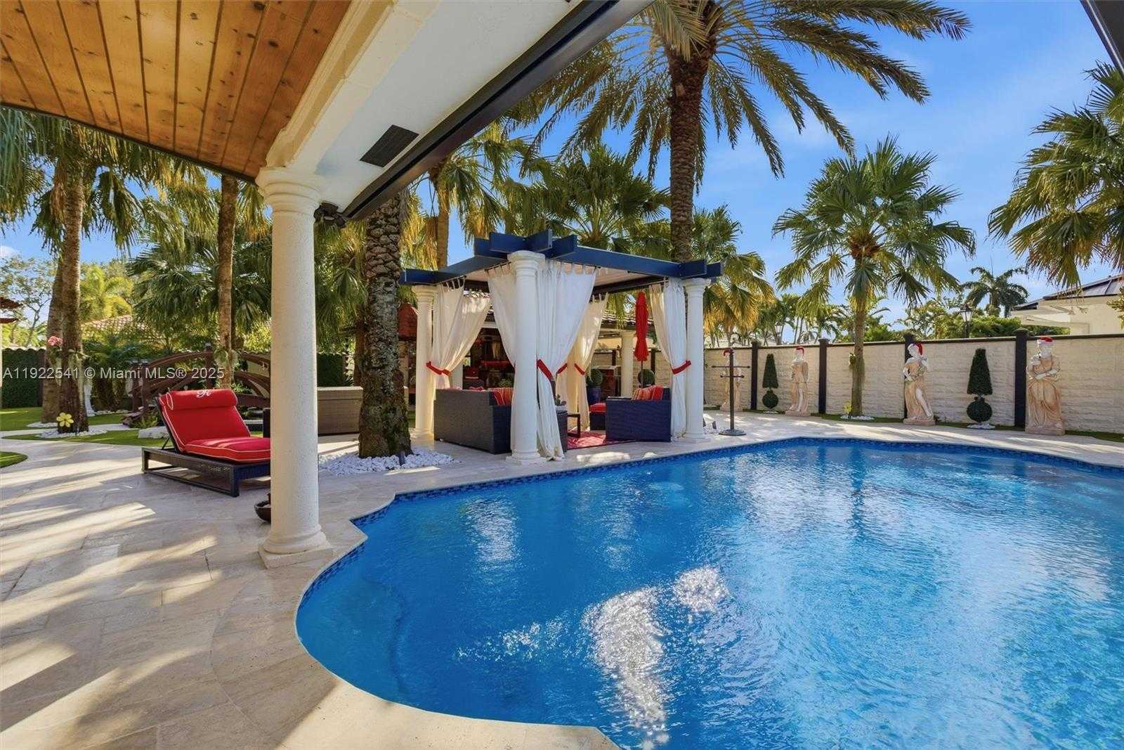 Small Image of 14252 SOUTH WEST 30TH ST, Miami Number 35