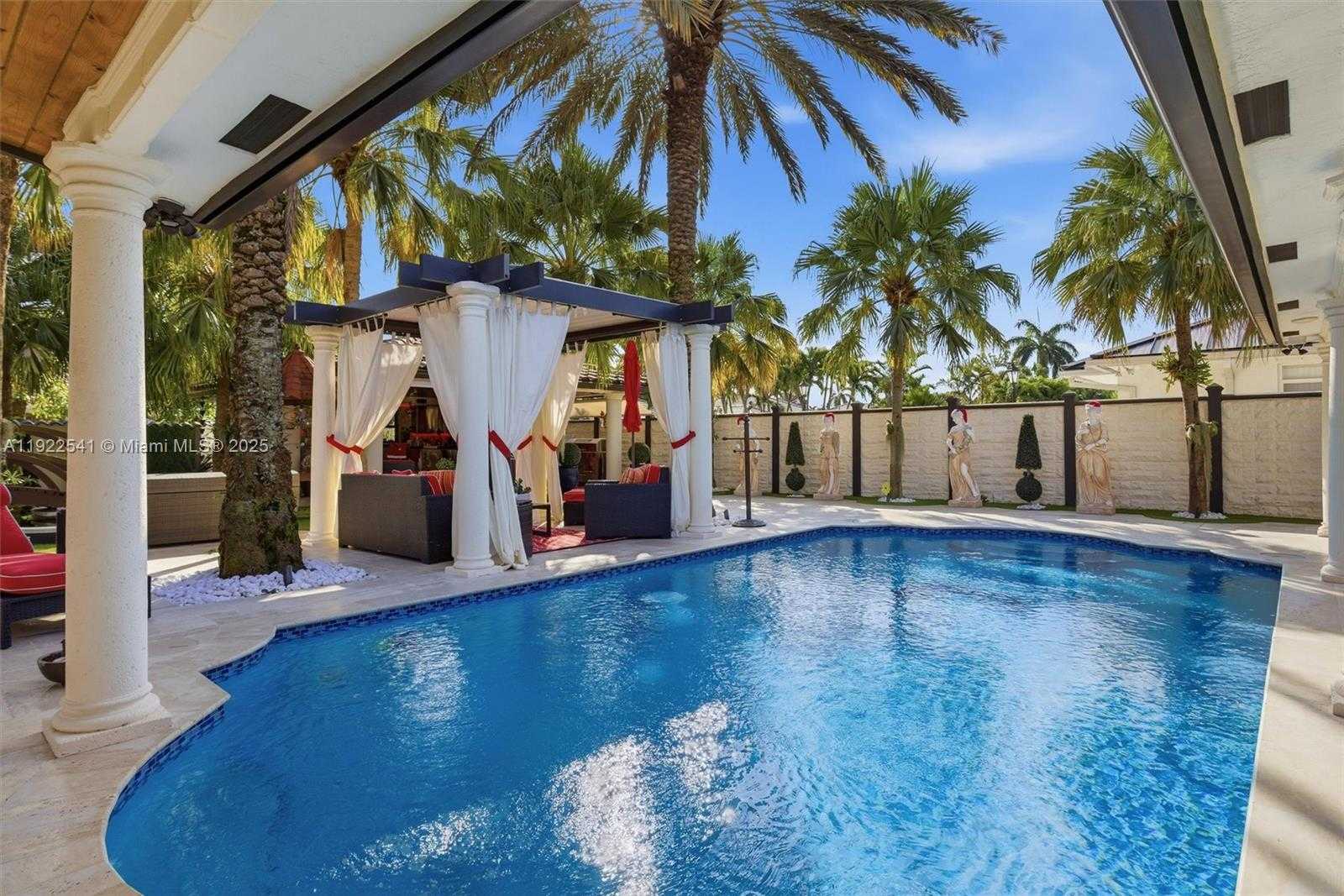 Small Image of 14252 SOUTH WEST 30TH ST, Miami Number 36