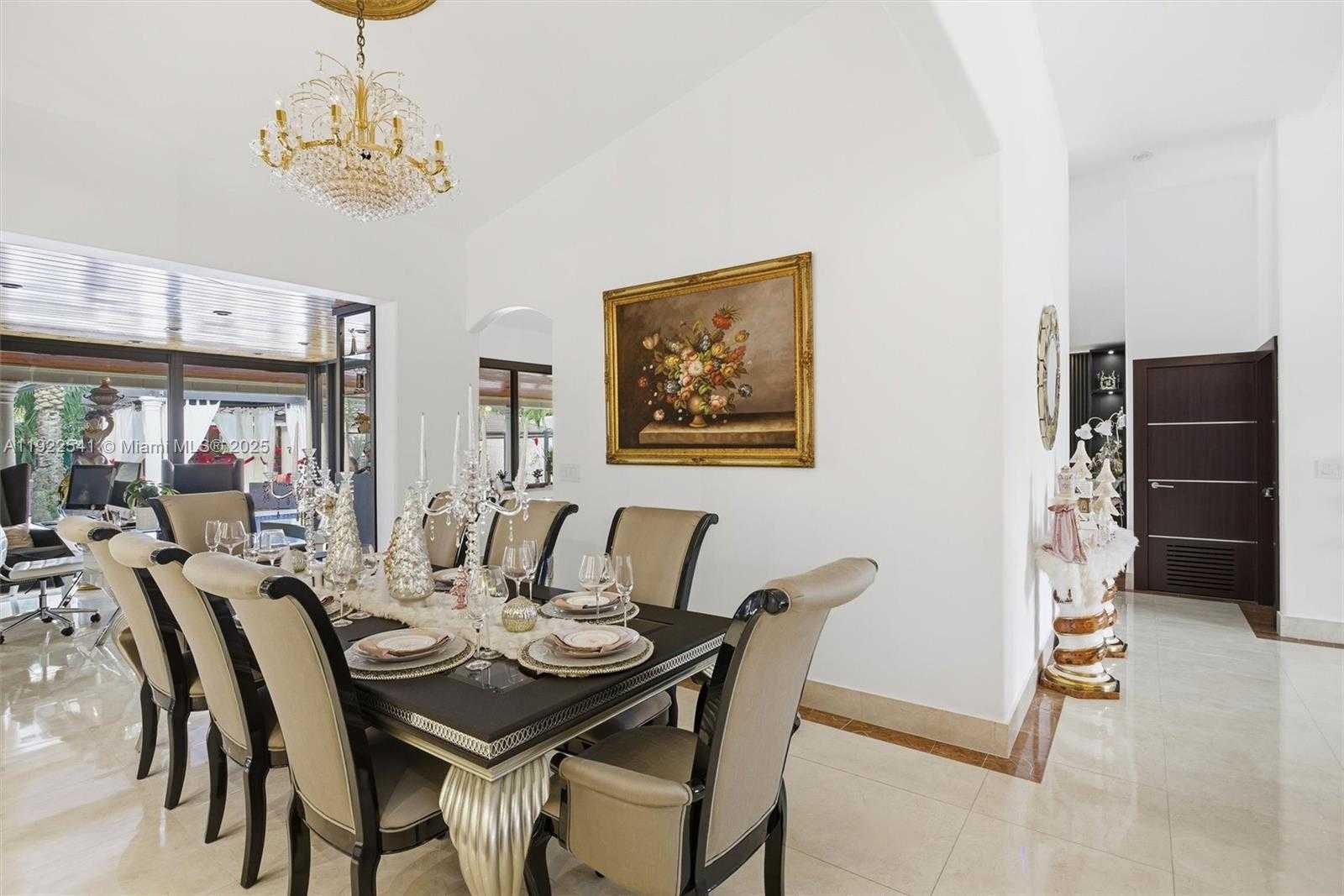 Small Image of 14252 SOUTH WEST 30TH ST, Miami Number 7