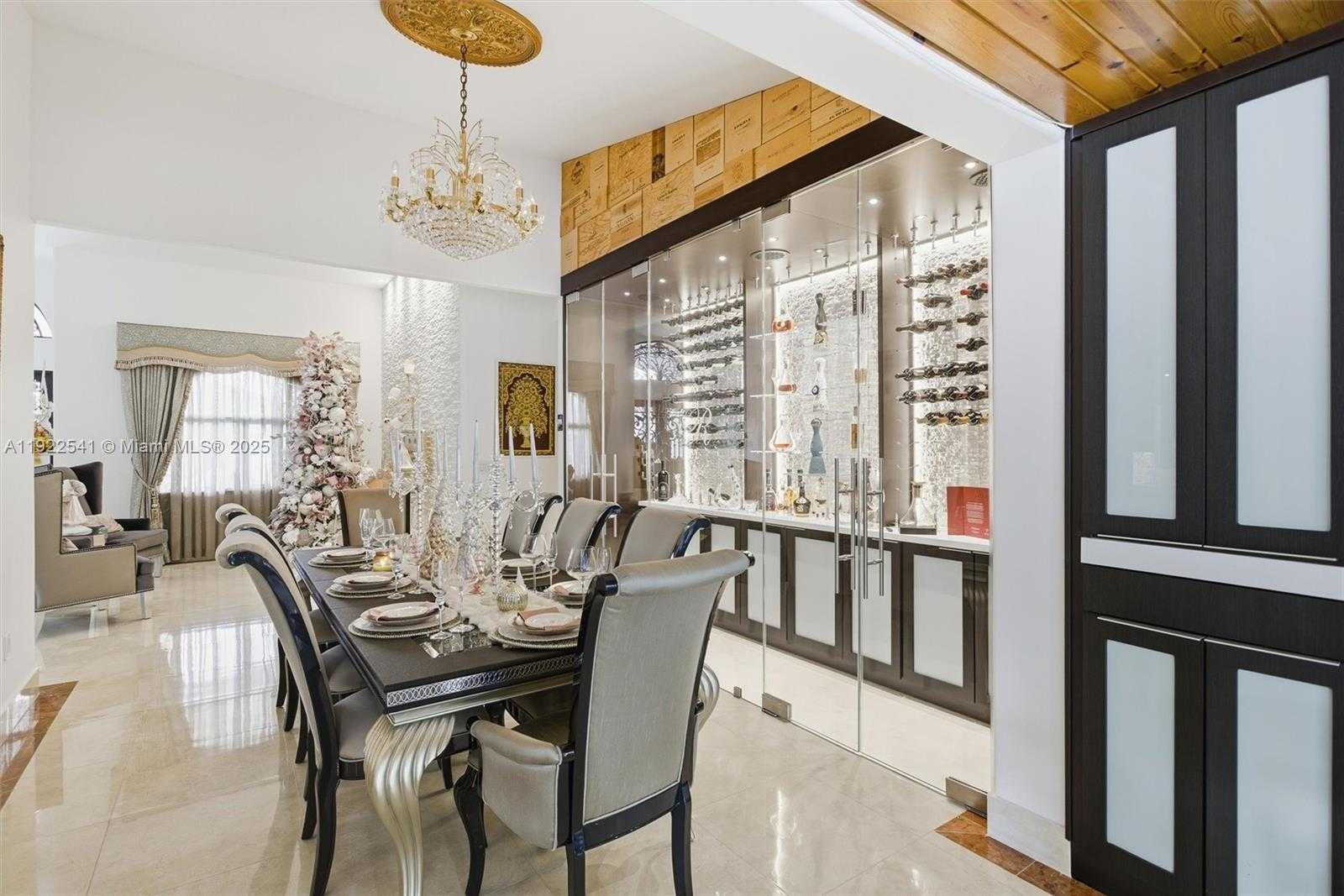 Small Image of 14252 SOUTH WEST 30TH ST, Miami Number 9