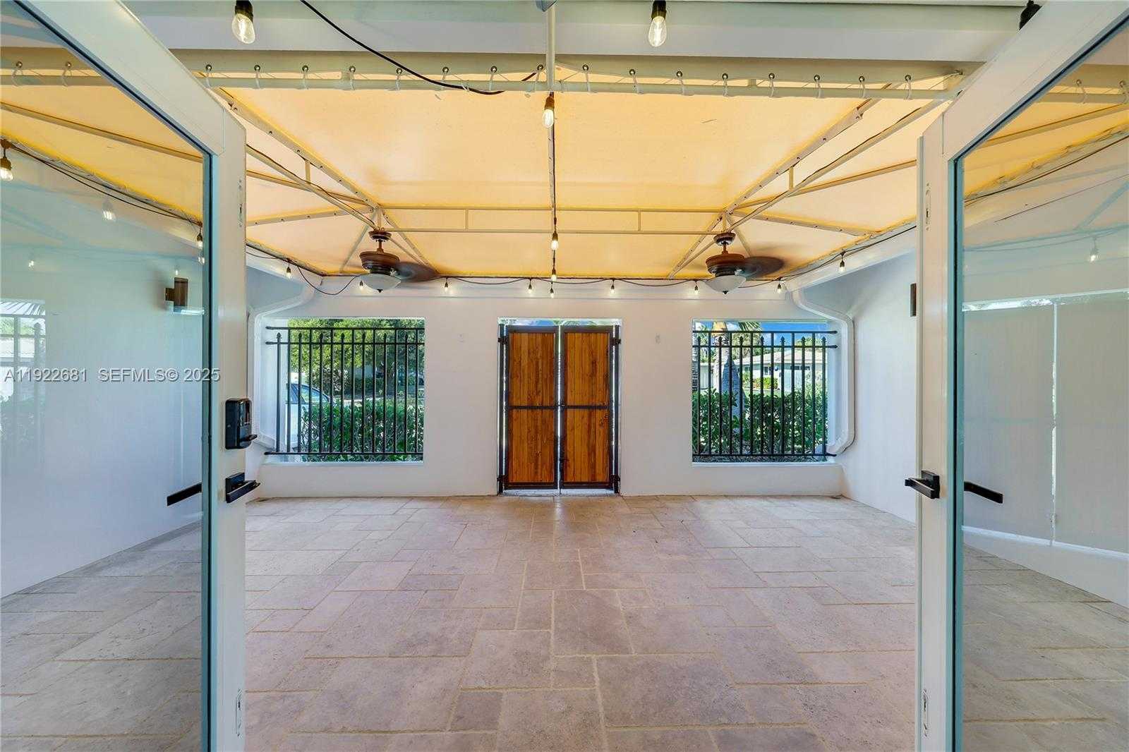 Small Image of 800 SOUTH EAST 3RD TER, Pompano Beach Number 29