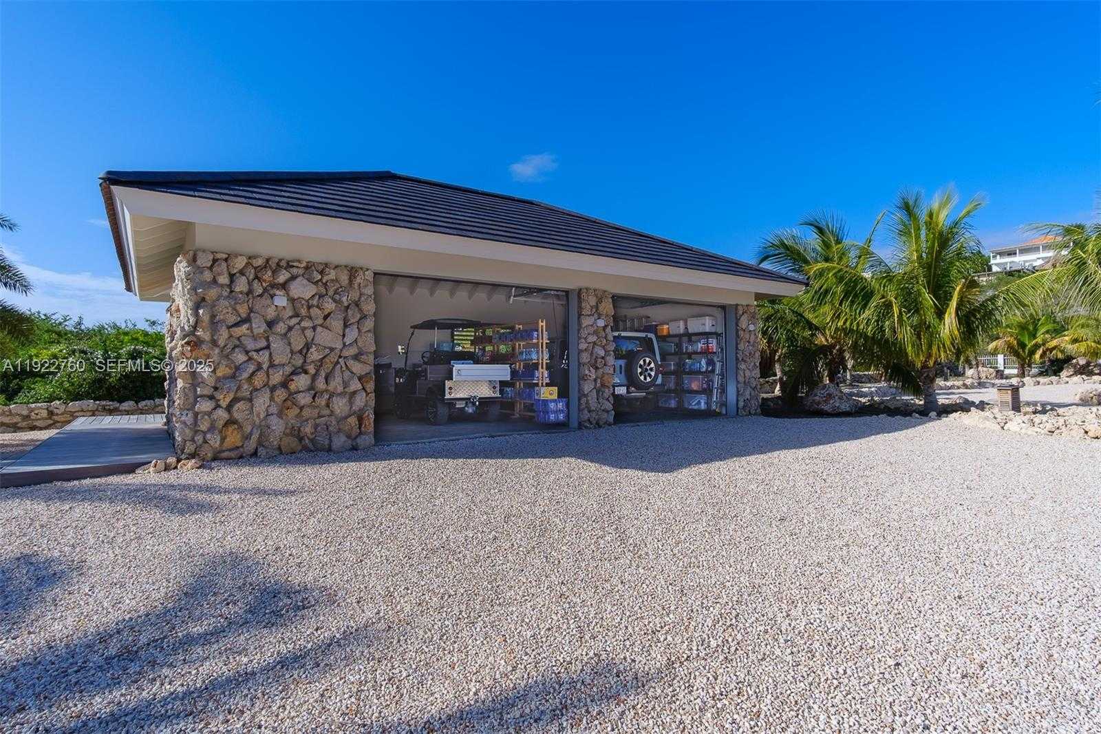 Small Image of NORTH CORAL ESTATE, Out of City Number 18