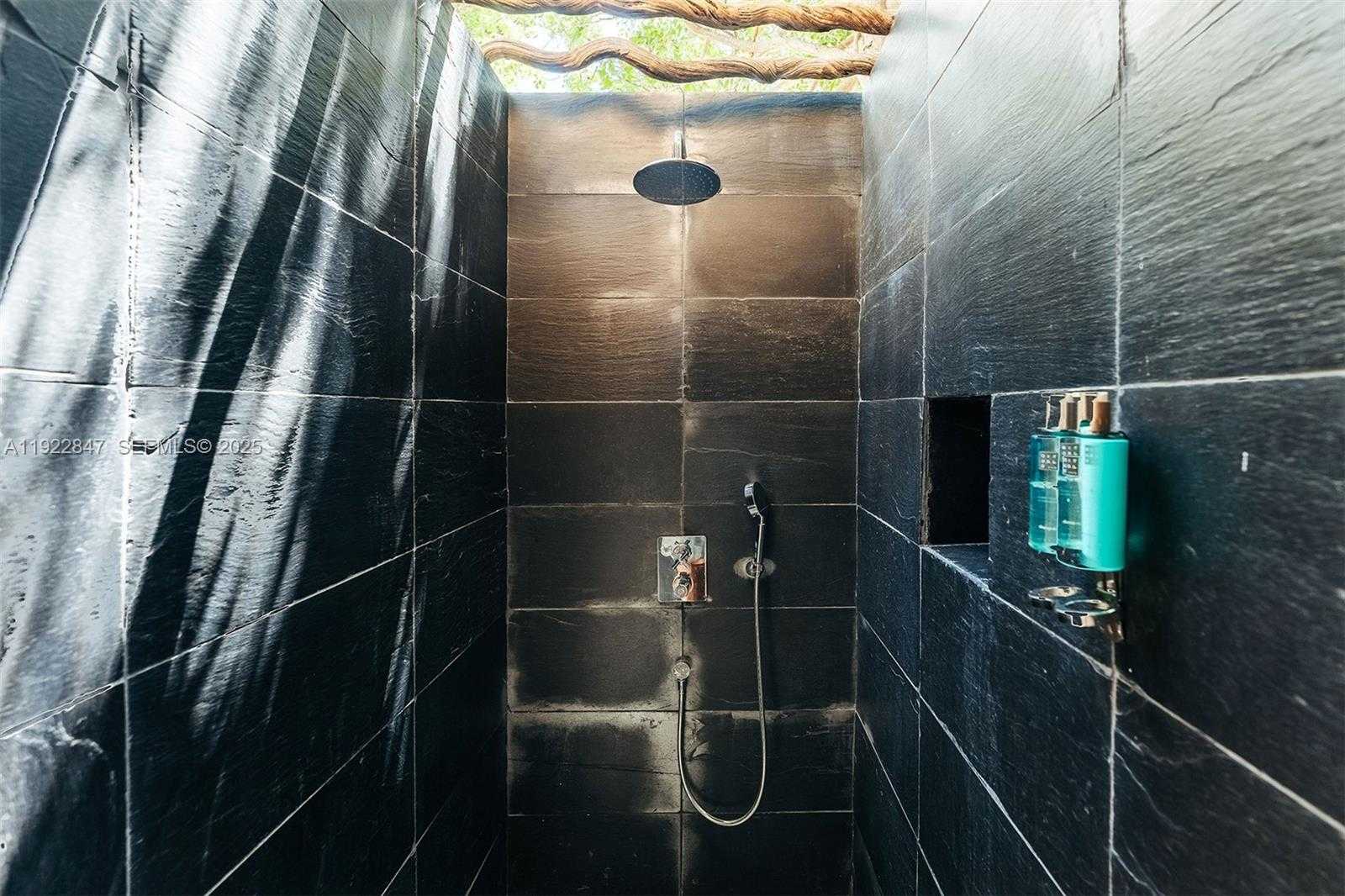 Small Image of Burgemeester Penstraat 0, 3741 AH Baarn, Netherlands Number 62