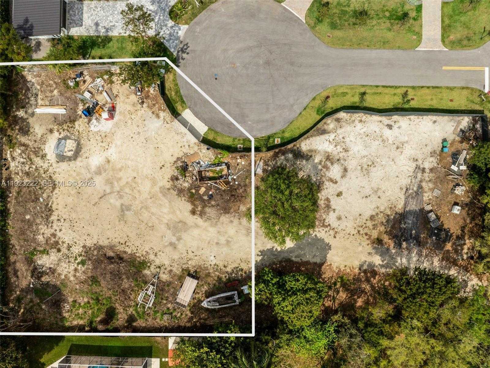 Small Image of 6990 SOUTH WEST 91ST ST, Pinecrest Number 8