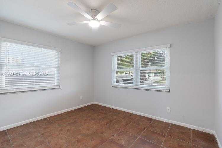 Small Image of 870 NORTH EAST 35TH ST, Oakland Park Number 20