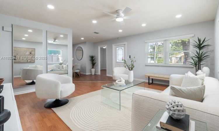 Small Image of 870 NORTH EAST 35TH ST, Oakland Park Number 4