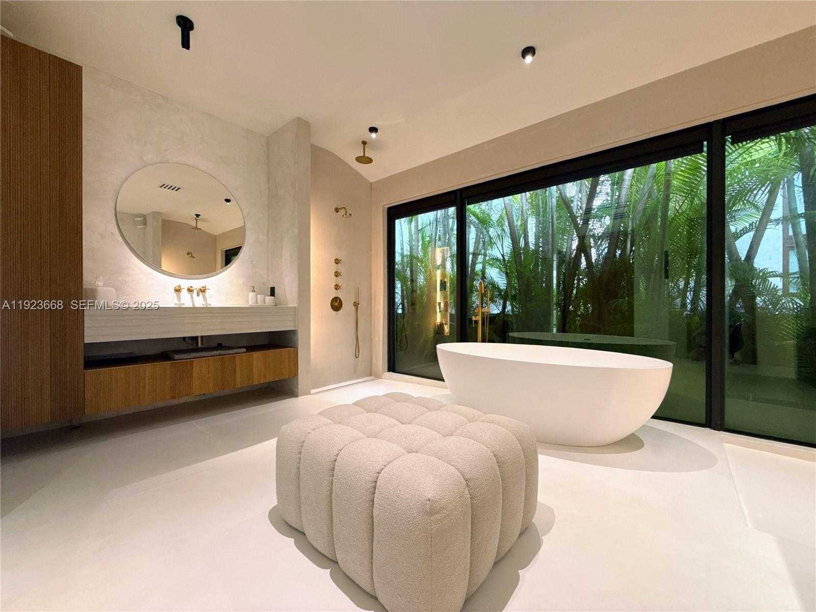 Small Image of Miami Number 38