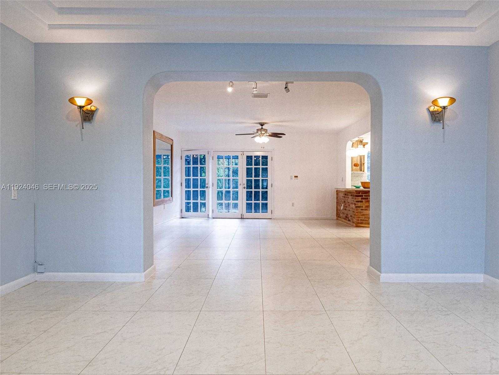 Small Image of 8942 FROUDE AVE, Surfside Number 5