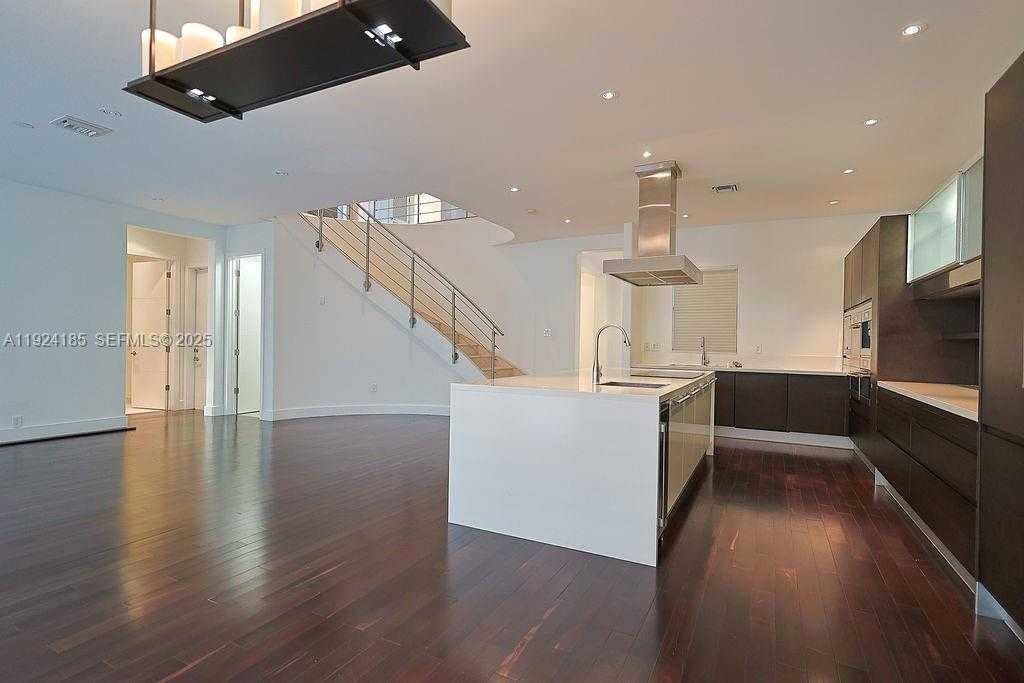 Small Image of 6853 NORTH WEST 113TH PL, Doral Number 12