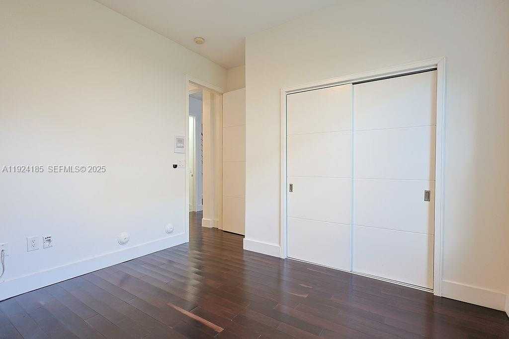 Small Image of 6853 NORTH WEST 113TH PL, Doral Number 26