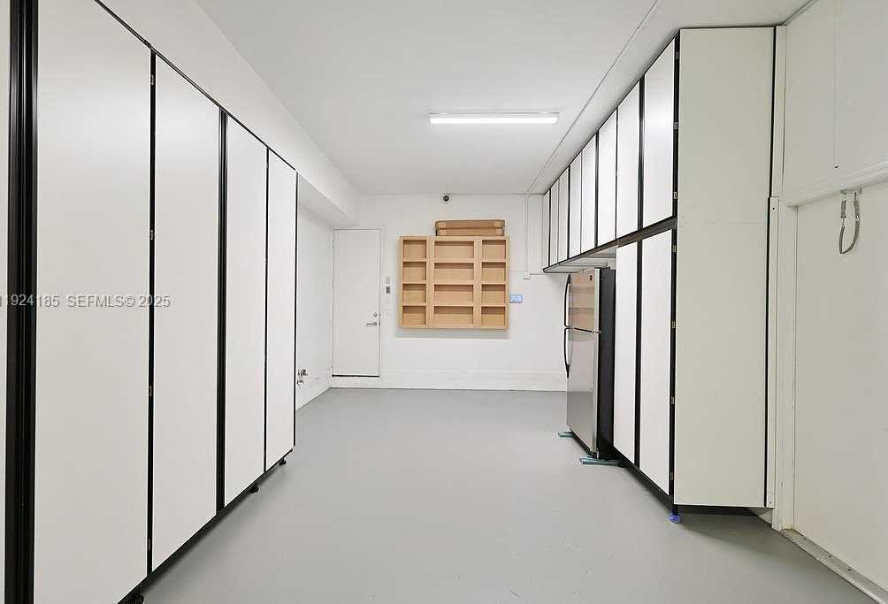 Small Image of 6853 NORTH WEST 113TH PL, Doral Number 39