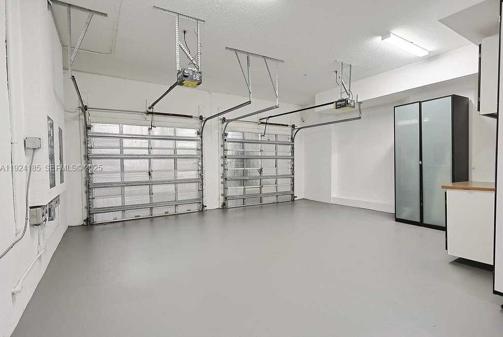 Small Image of 6853 NORTH WEST 113TH PL, Doral Number 42