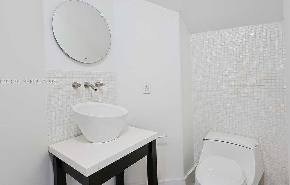 Small Image of 6853 NORTH WEST 113TH PL, Doral Number 45