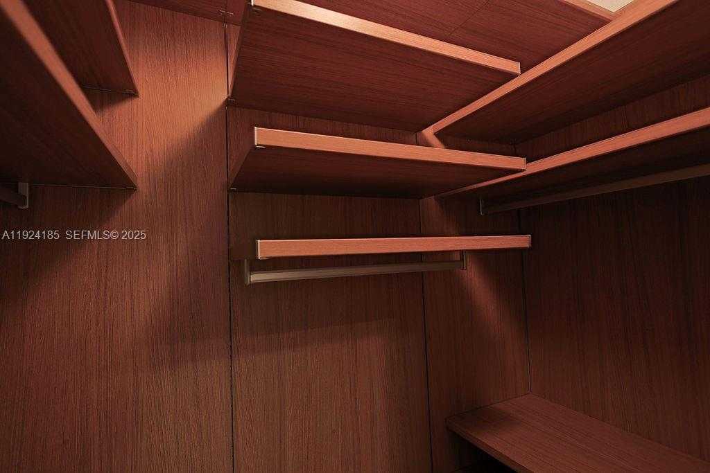 Small Image of 6853 NORTH WEST 113TH PL, Doral Number 63