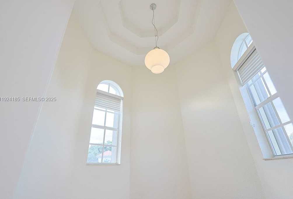 Small Image of 6853 NORTH WEST 113TH PL, Doral Number 70