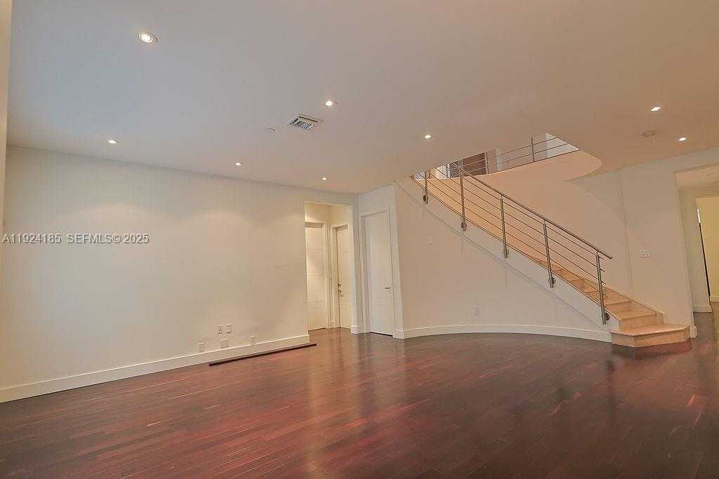 Small Image of 6853 NORTH WEST 113TH PL, Doral Number 85