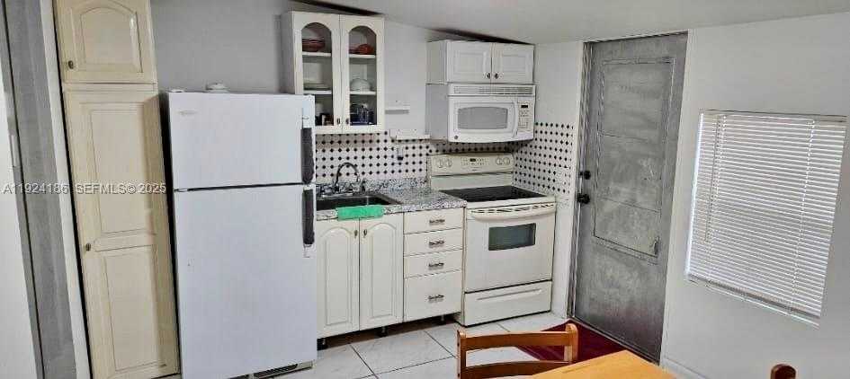 Small Image of 1005 NORTH EAST 63RD ST, Fort Lauderdale Number 18