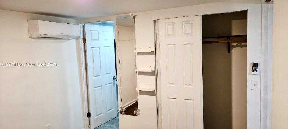 Small Image of 1005 NORTH EAST 63RD ST, Fort Lauderdale Number 19