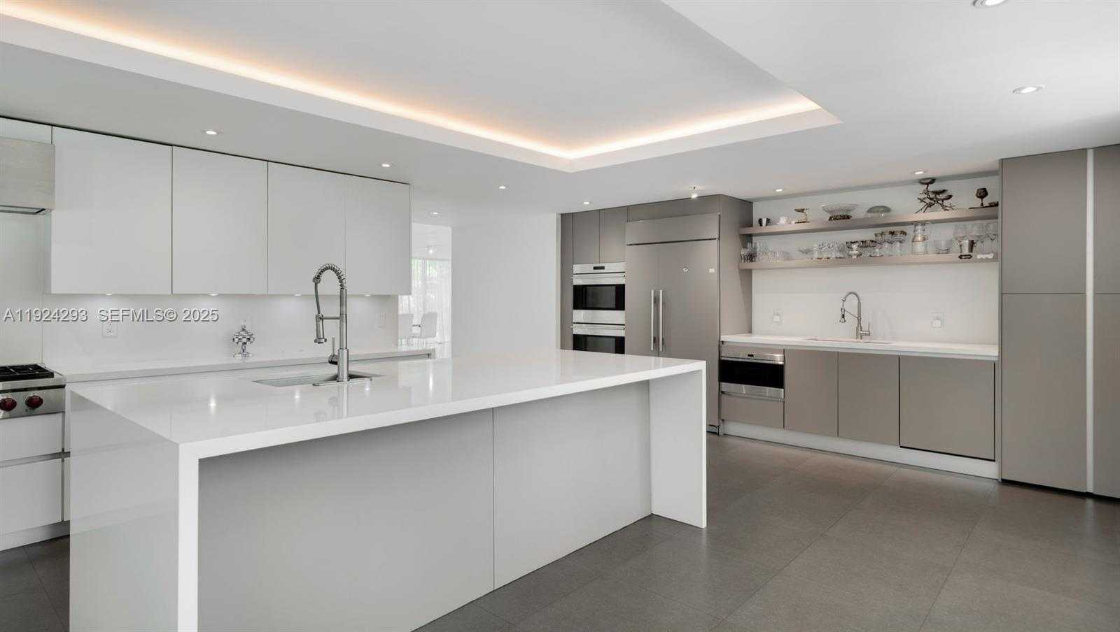 Small Image of 480 OCEAN BLVD, Golden Beach Number 20