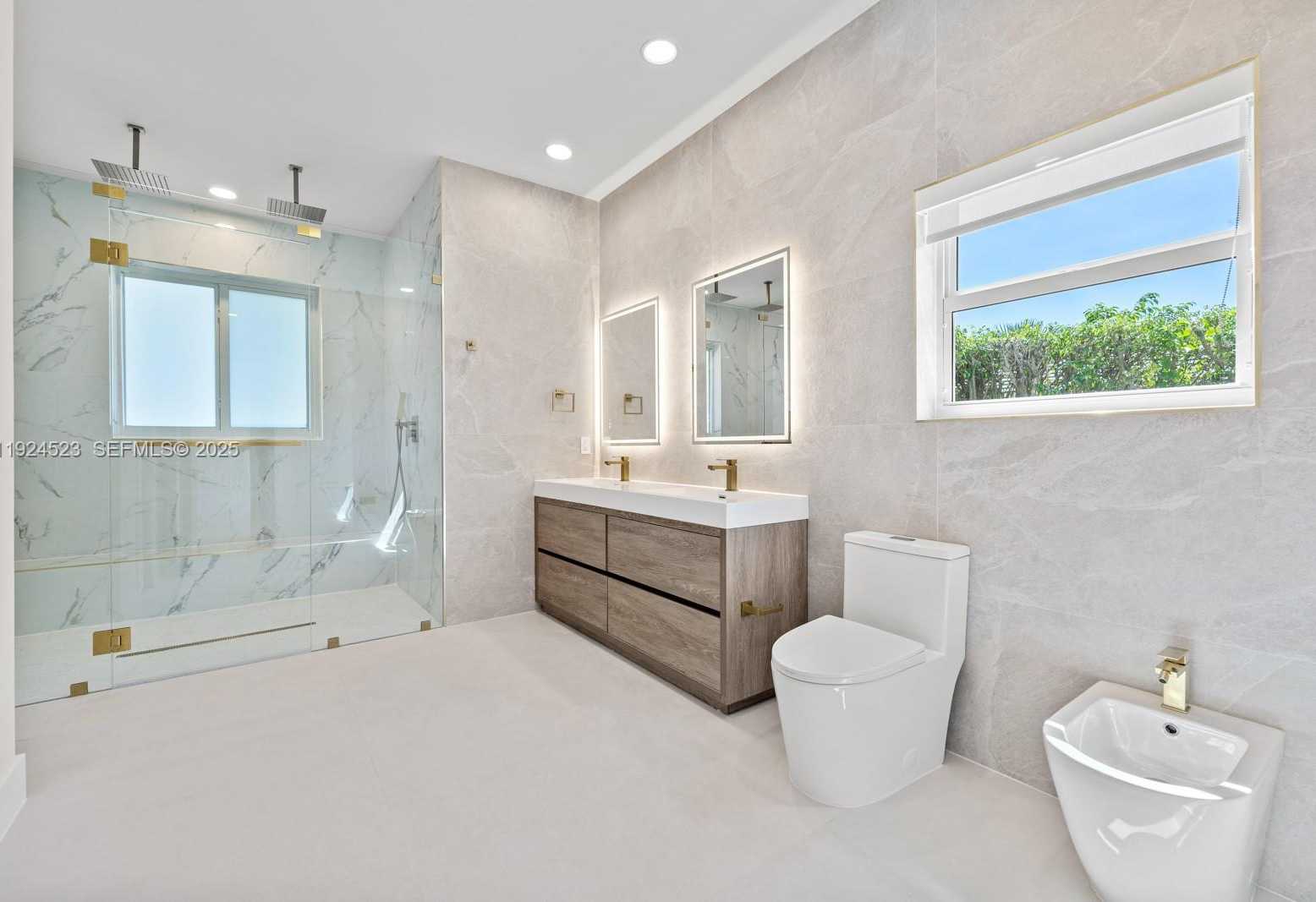 Small Image of 16160 SOUTH WEST 89TH PL, Palmetto Bay Number 24