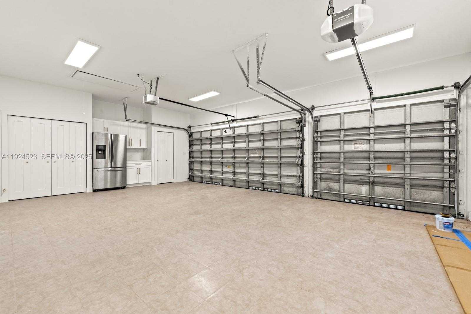 Small Image of 16160 SOUTH WEST 89TH PL, Palmetto Bay Number 41