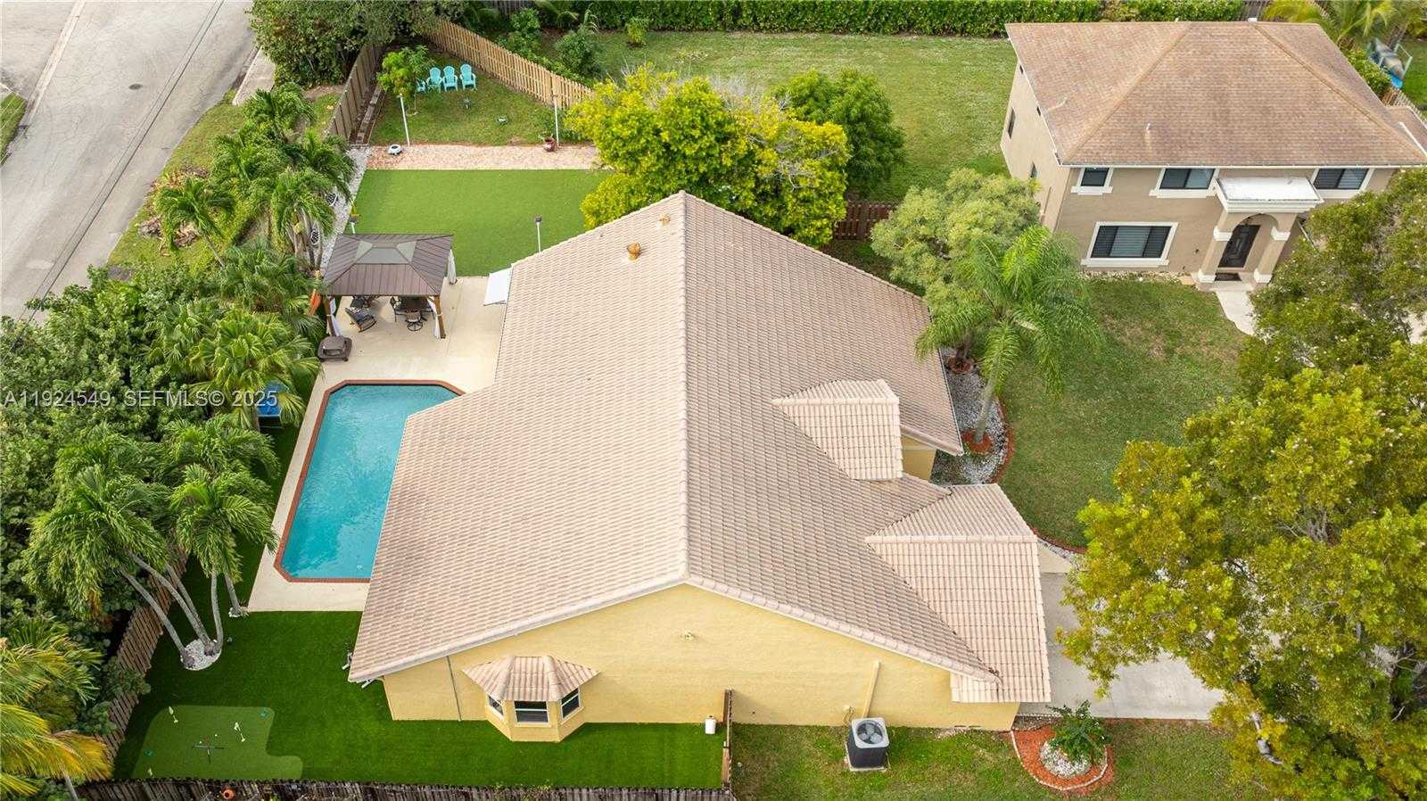 Small Image of 7101 NORTH WEST 44TH LN, Coconut Creek Number 27