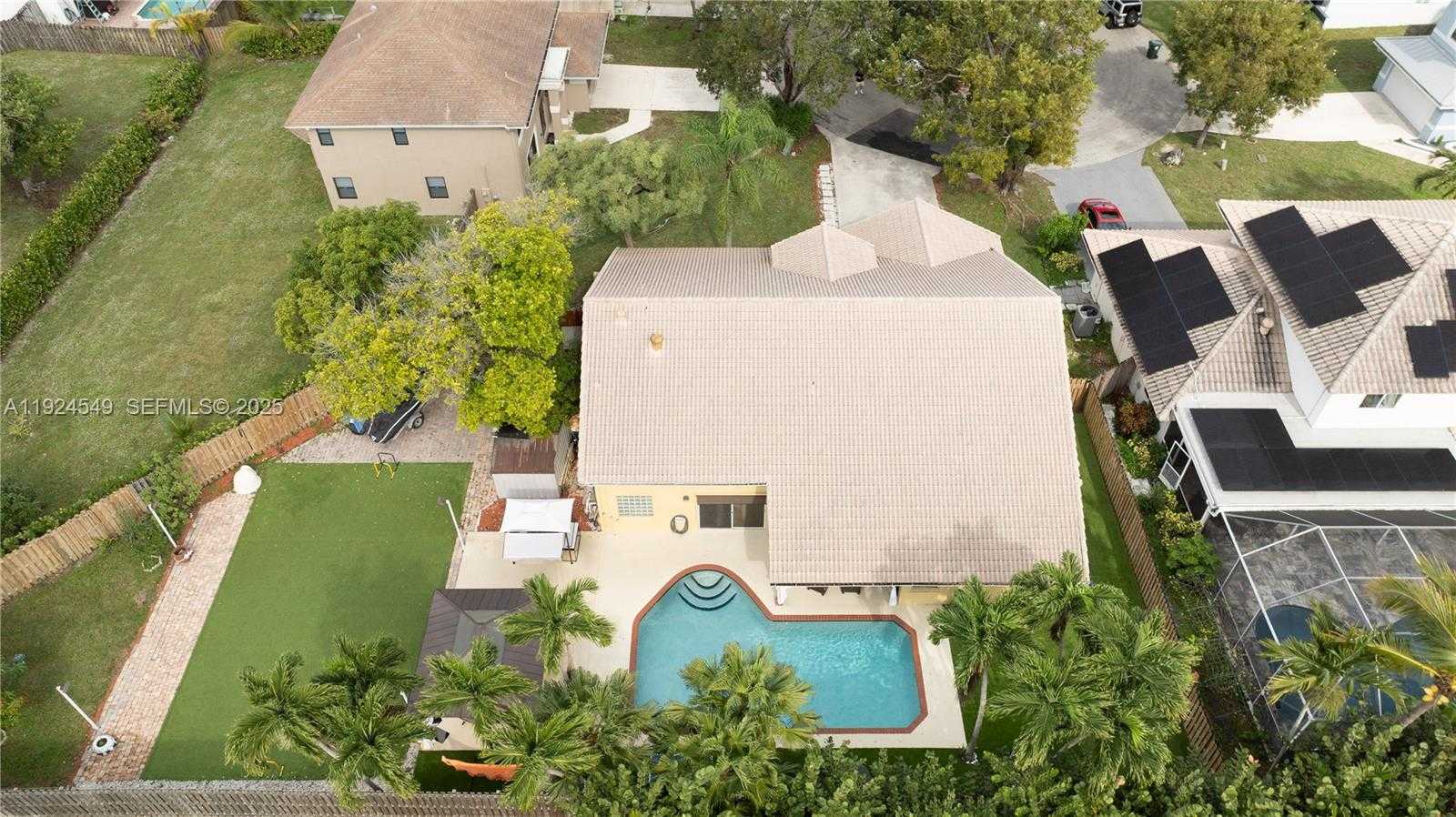 Small Image of 7101 NORTH WEST 44TH LN, Coconut Creek Number 28