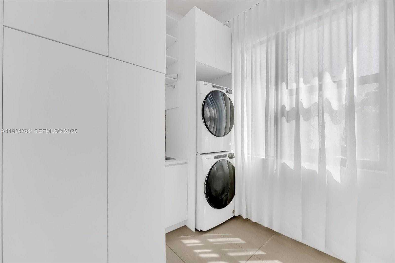 Imagen de Pequeño Objeto