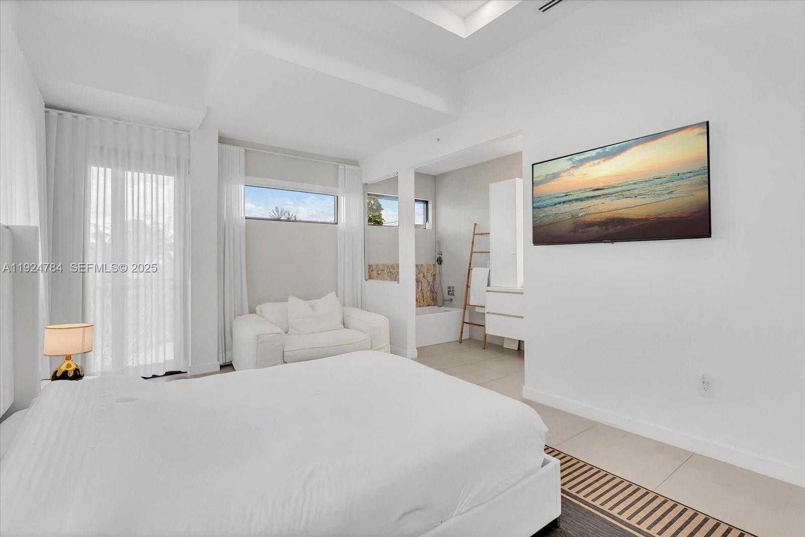 Imagen de Pequeño Objeto