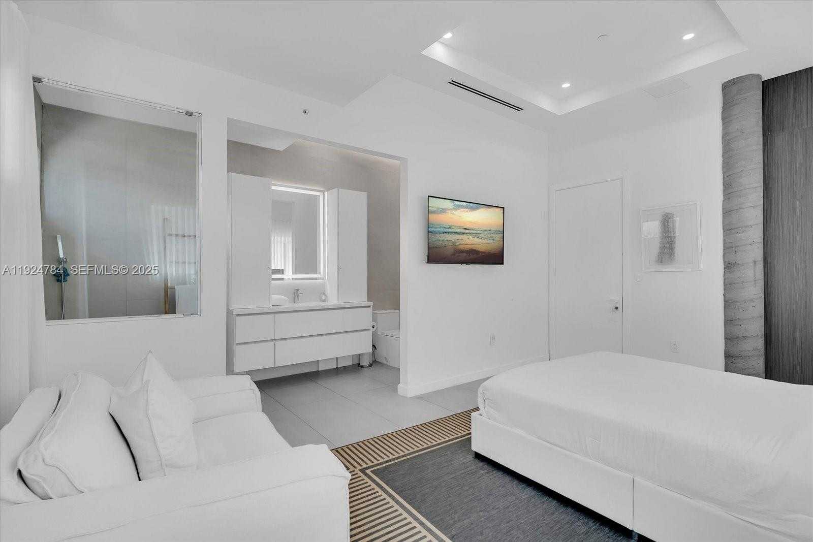 Imagen de Pequeño Objeto