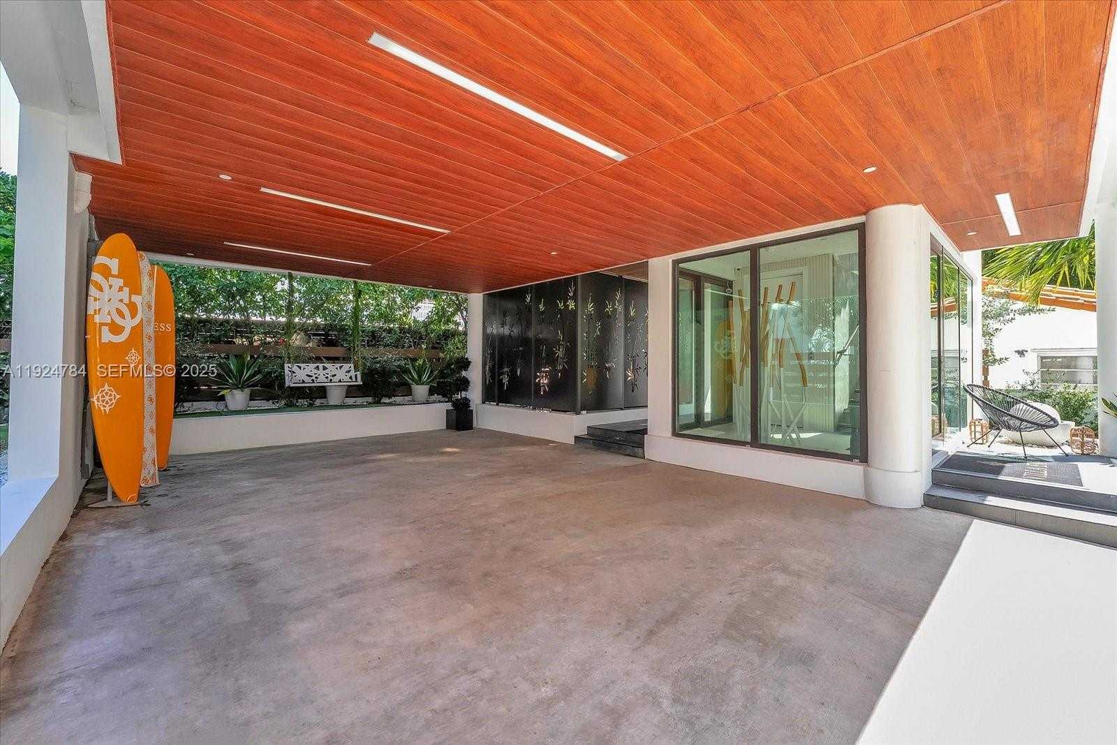 Imagen de Pequeño Objeto