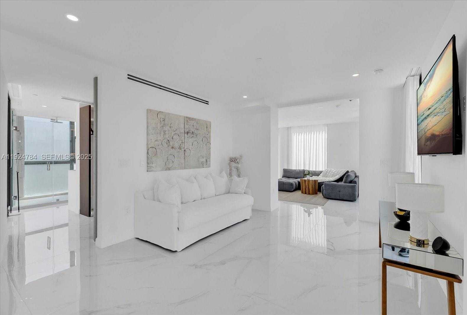 Imagen de Pequeño Objeto