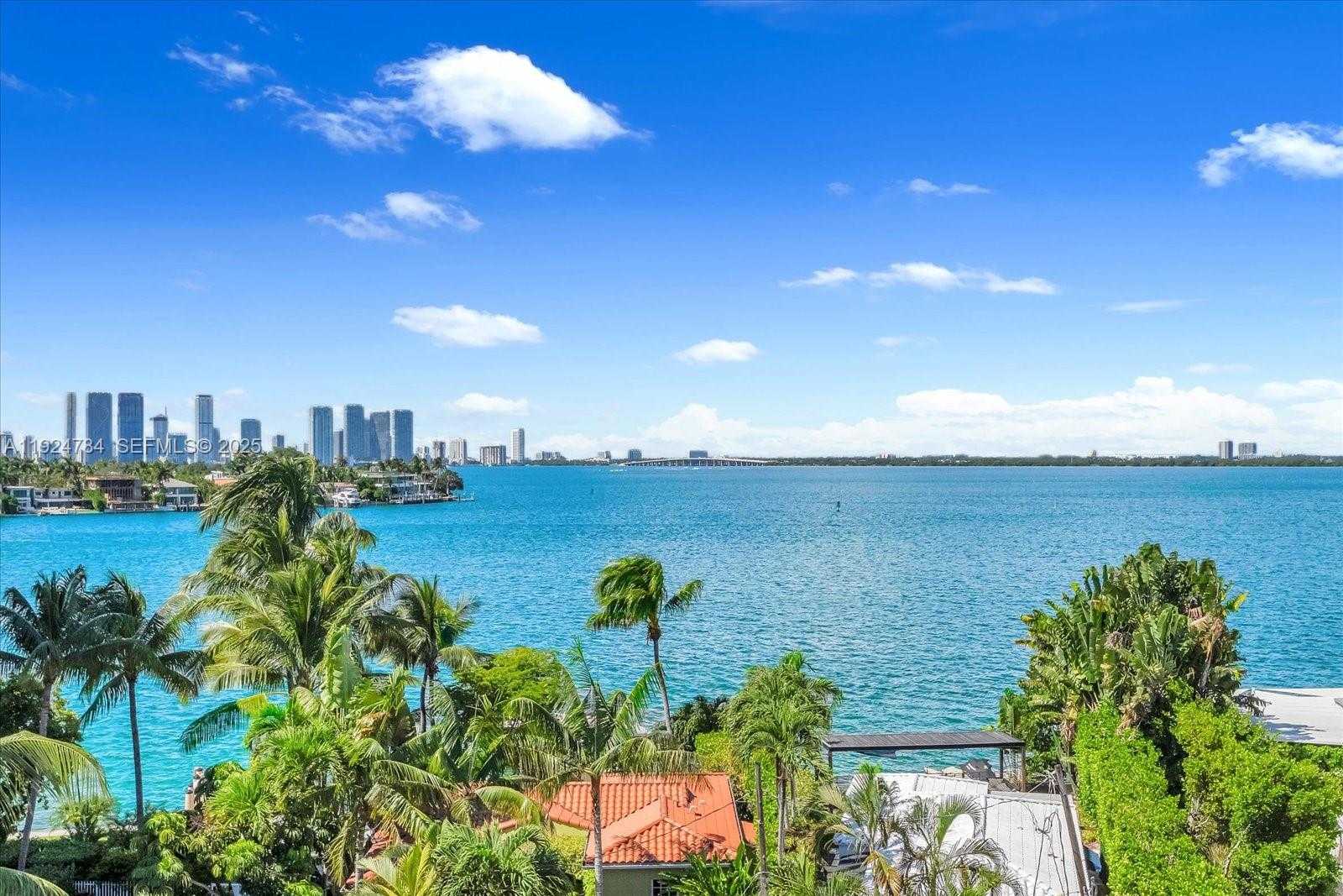 Imagen de Pequeño Objeto