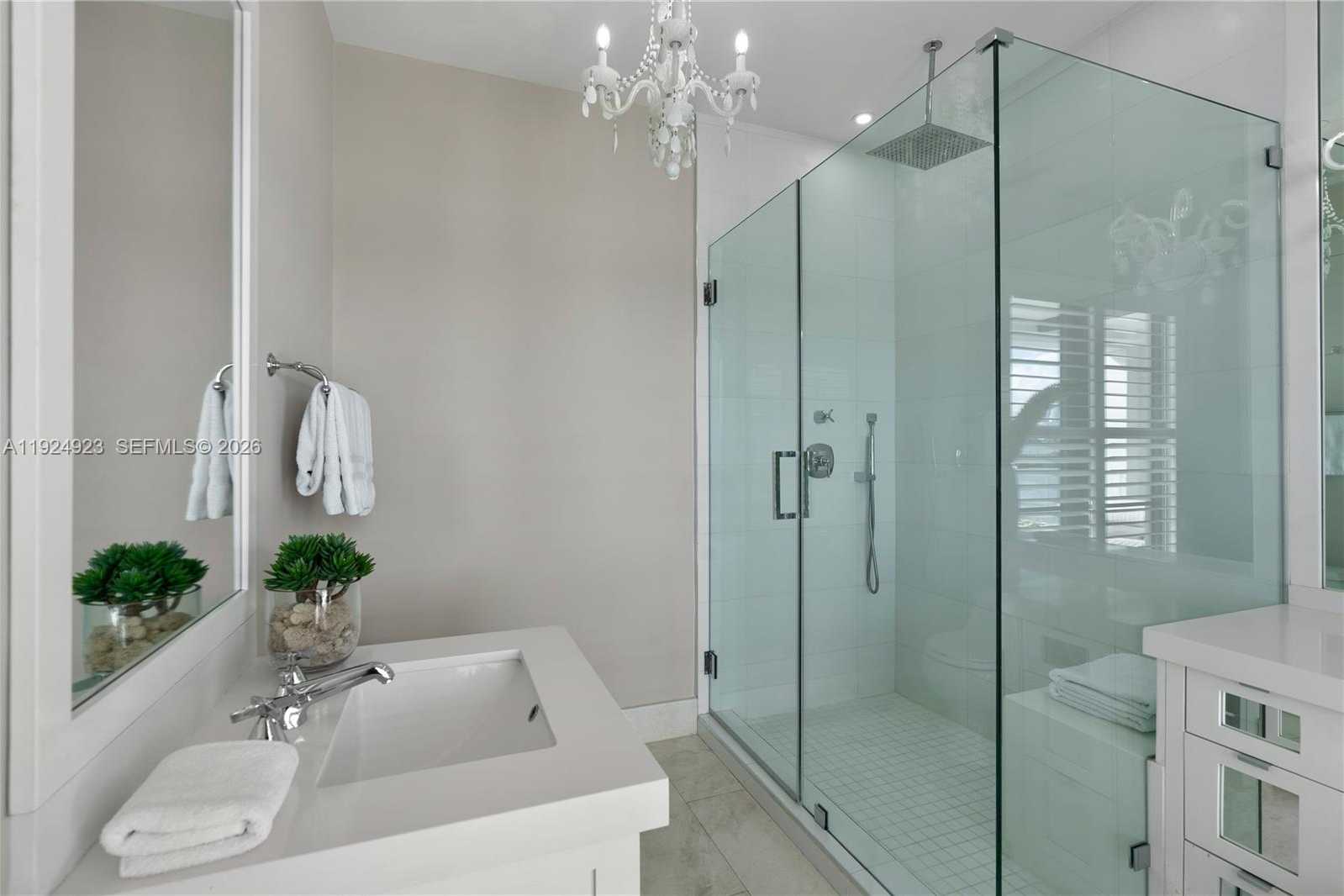 Small Image of 288 SOUTH COCONUT LN, Miami Beach Number 26