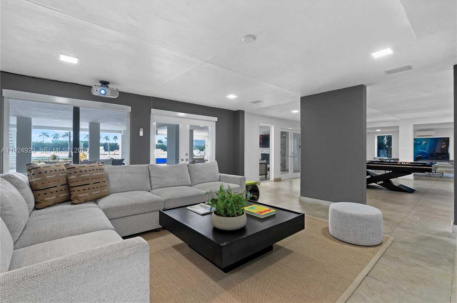 Small Image of 288 SOUTH COCONUT LN, Miami Beach Number 34