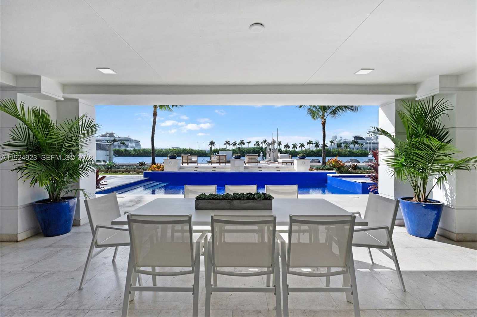 Small Image of 288 SOUTH COCONUT LN, Miami Beach Number 36
