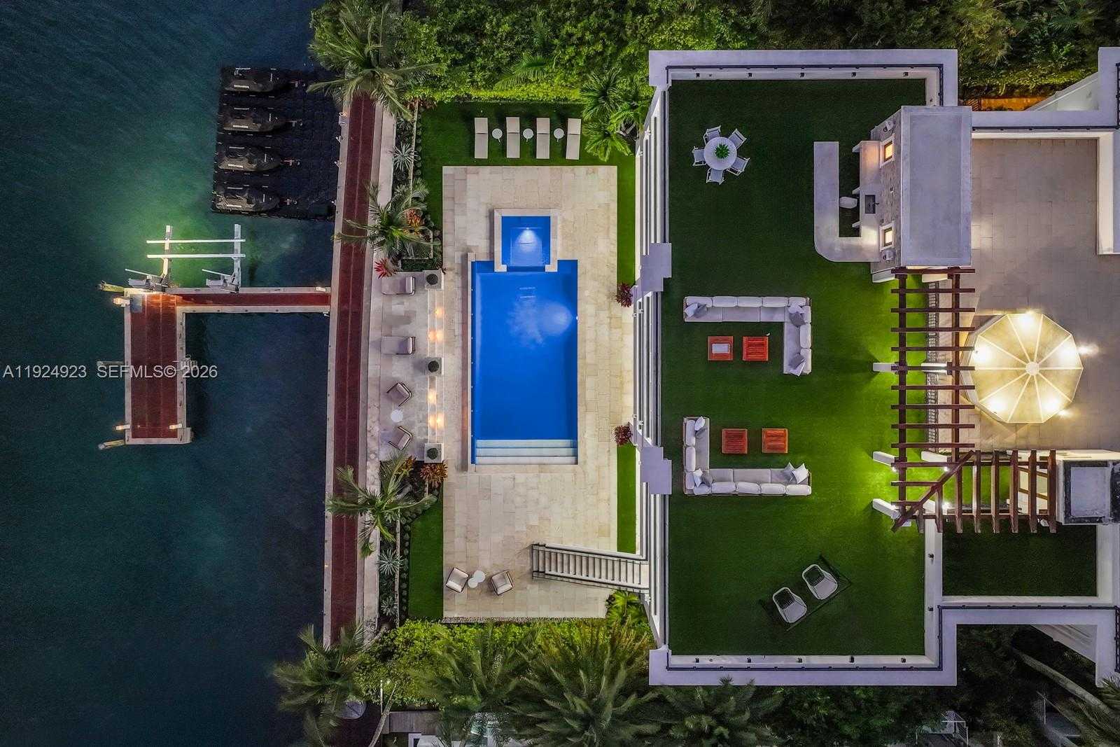 Small Image of 288 SOUTH COCONUT LN, Miami Beach Number 61