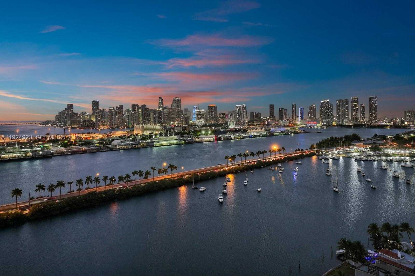 Small Image of 288 SOUTH COCONUT LN, Miami Beach Number 65