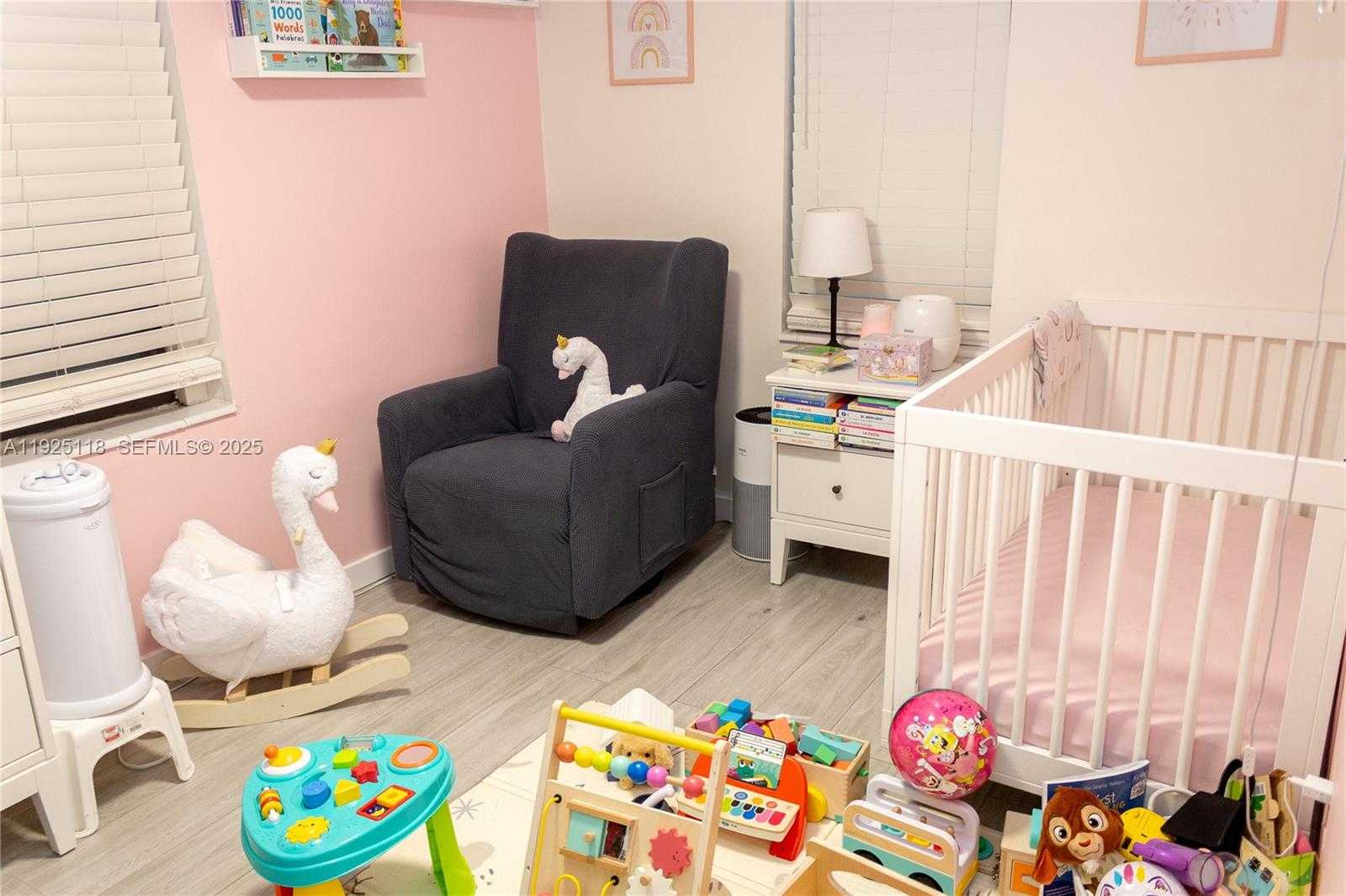 Small Image of 2444 ROOSEVELT ST, Hollywood Number 10